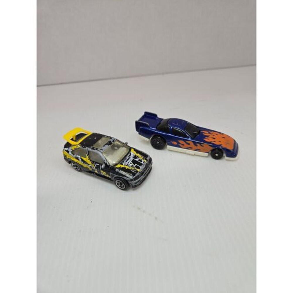 Vintage 1993 Hot Wheels & Matchbox Die-Cast Cars - Racing Lot of 2